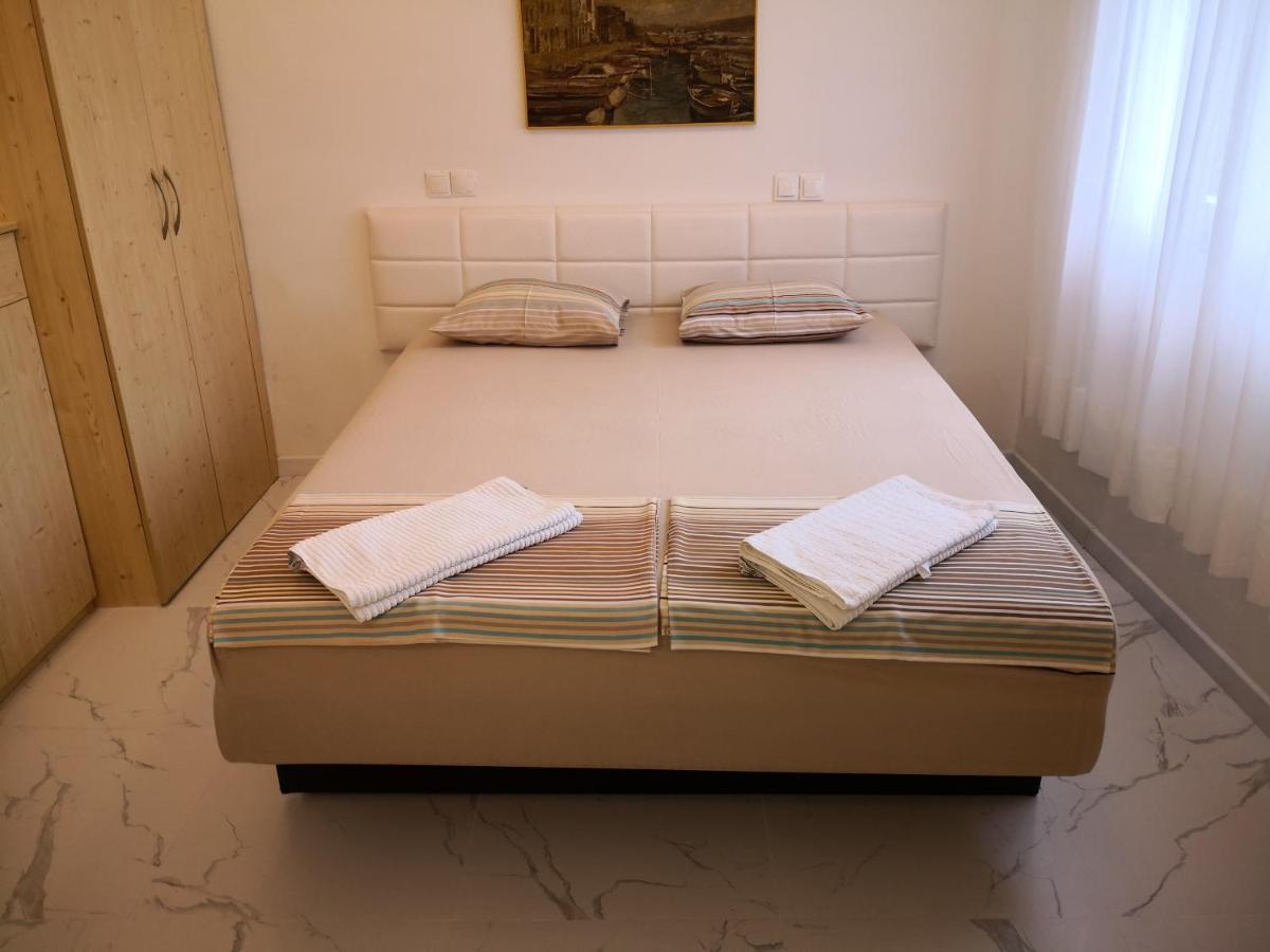 City Center Garden Apartments Sibenik Bagian luar foto