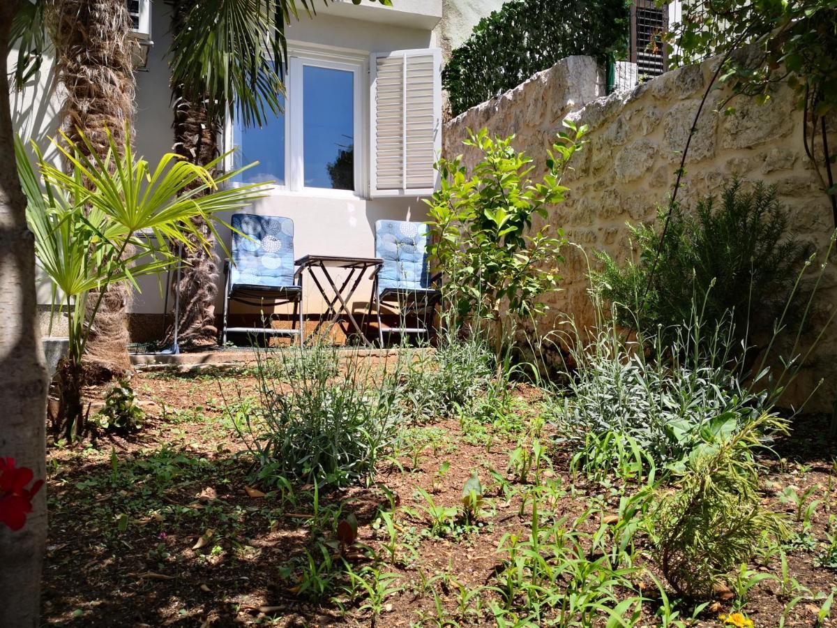 City Center Garden Apartments Sibenik Bagian luar foto