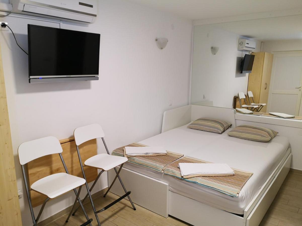 City Center Garden Apartments Sibenik Bagian luar foto