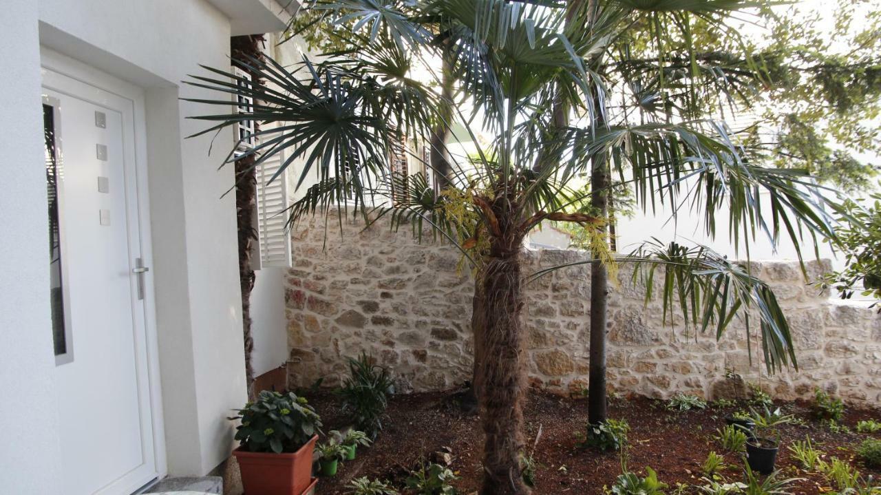 City Center Garden Apartments Sibenik Bagian luar foto