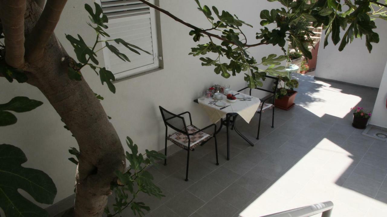 City Center Garden Apartments Sibenik Bagian luar foto